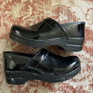 Dansko Patent Black Clogs - Size 40 women’s